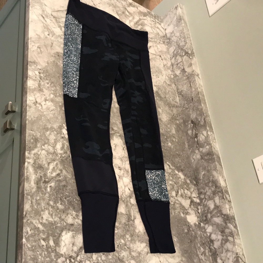 Lulu lemon size 10 workout leggings